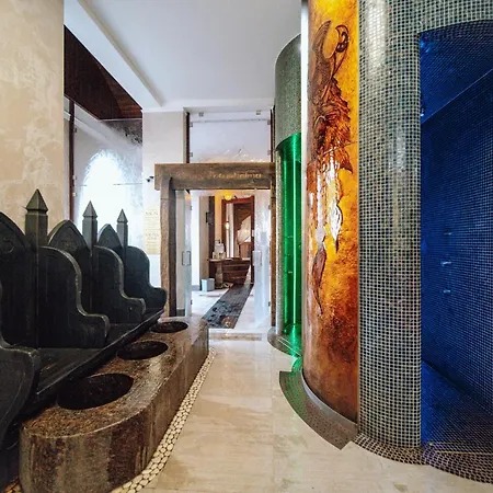 Dolina Wikingow Urnes 01 * Szklarska Poręba