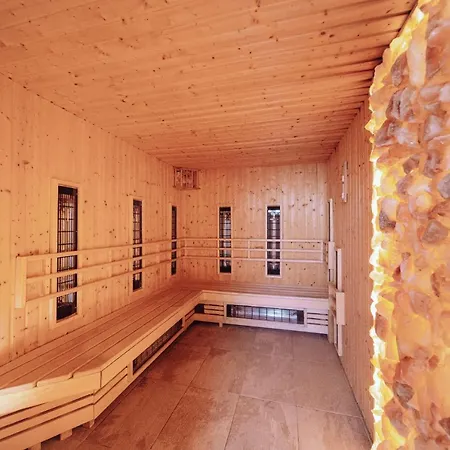 Апартаменти Dolina Wikingow Urnes 01 *