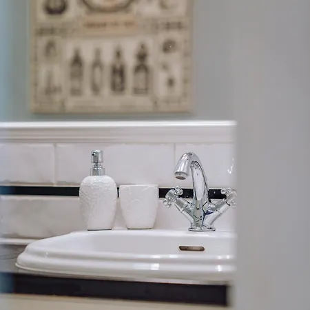 Апартаменти Dolina Wikingow Urnes 01 *