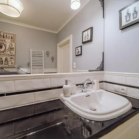 Dolina Wikingow Urnes 01 * Шклярська Поремба