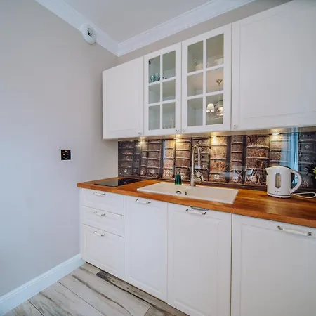 Апартаменти Dolina Wikingow Urnes 01 *