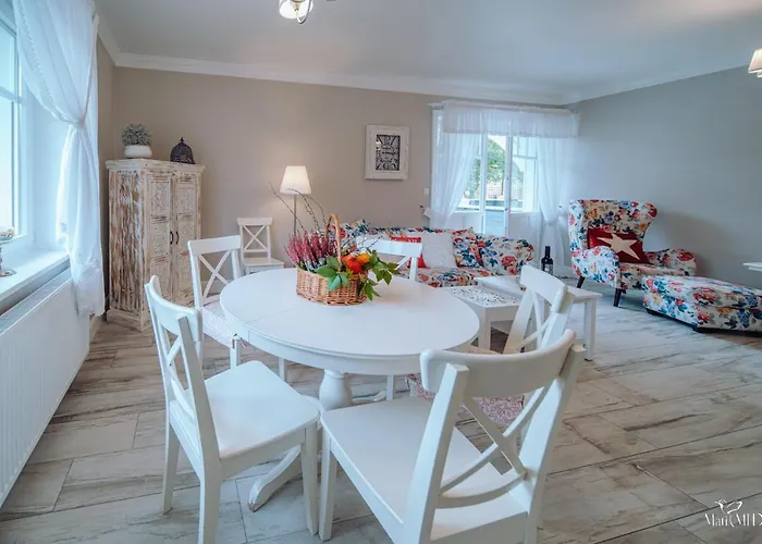 Dolina Wikingow Urnes 01 Apartament *